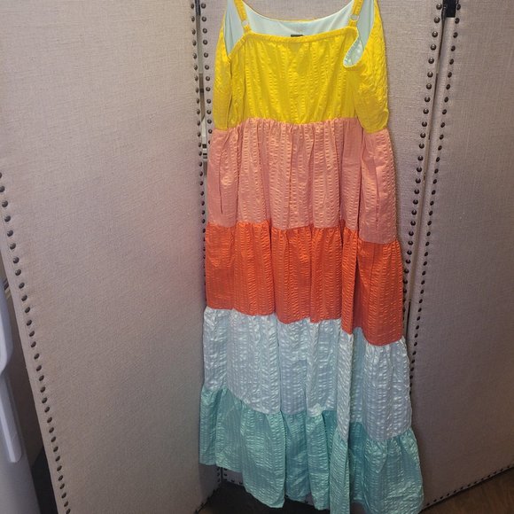 NWT Maxi Tiered Colorblock Dress - Picture 3 of 6